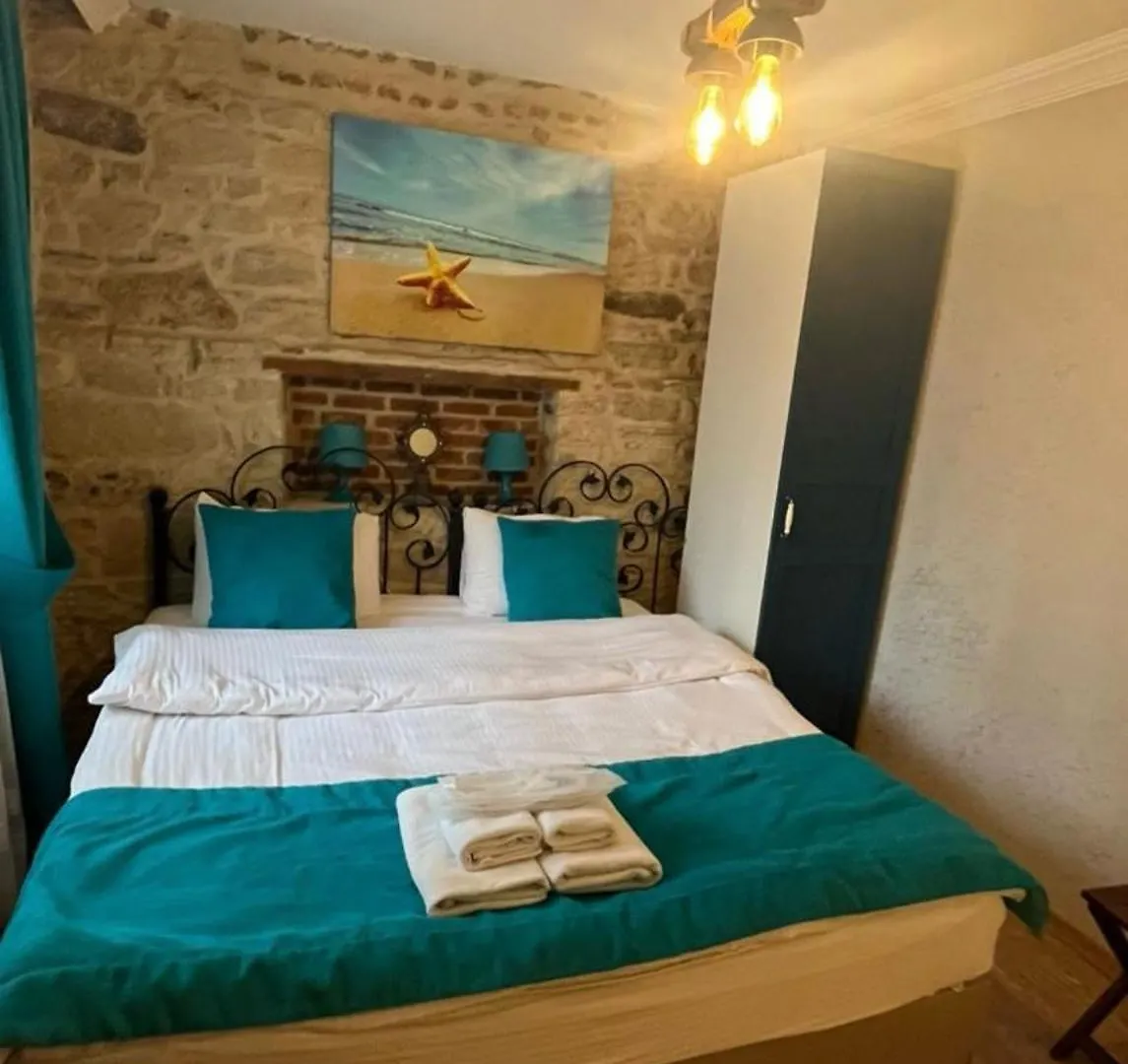 Hotel Foca Antik Otel