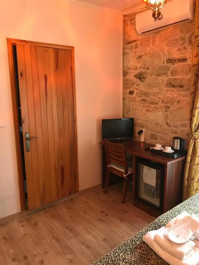 Foca Antik Otel Hotel